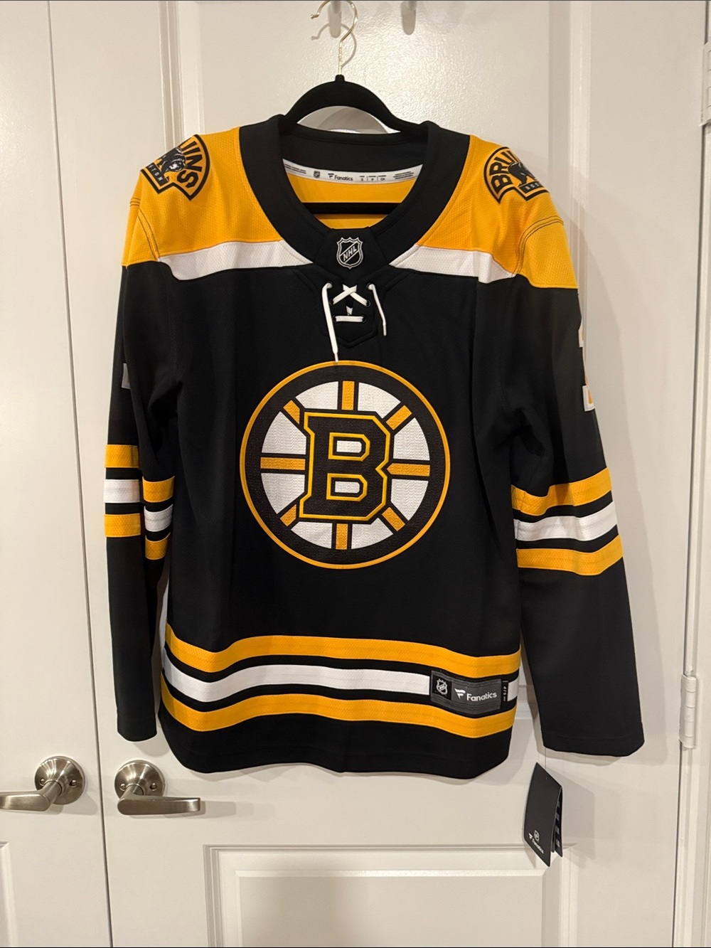 NWT Jeremy Swayman #1 Fanatics NHL Breakaway Jersey size S